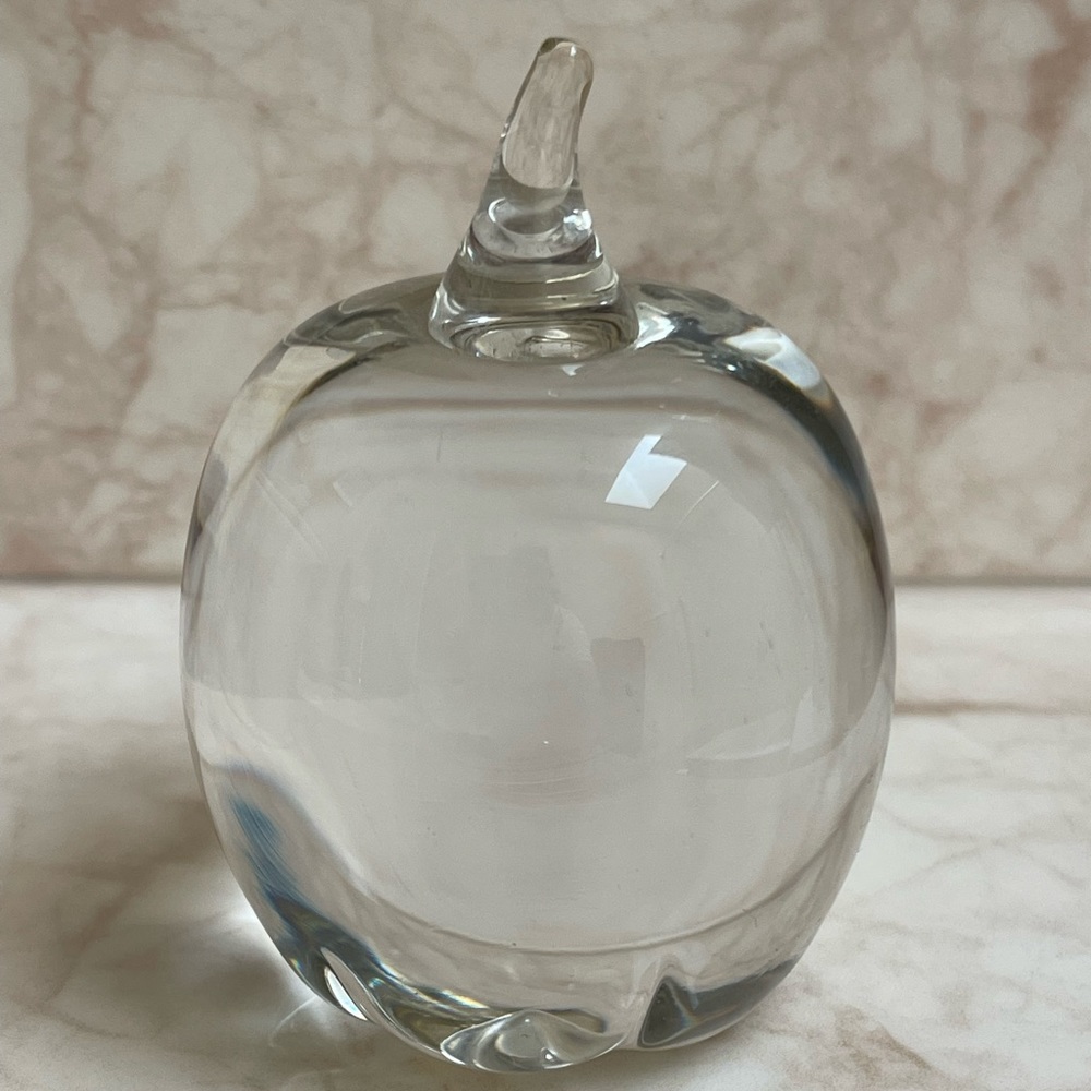 Apple Hand Blown Art Glass Paperweight Signed  Rollin Bodley  1981